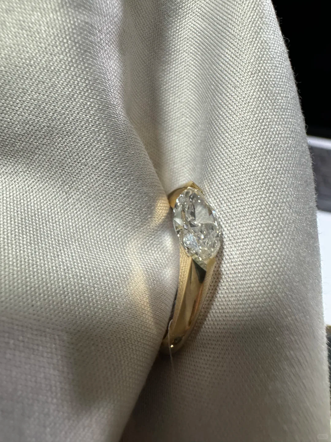 ENTAI-021 lab grown diamond jewellery image 2