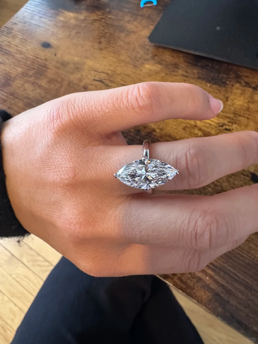 ENTAI-023 lab grown diamond jewellery image 2