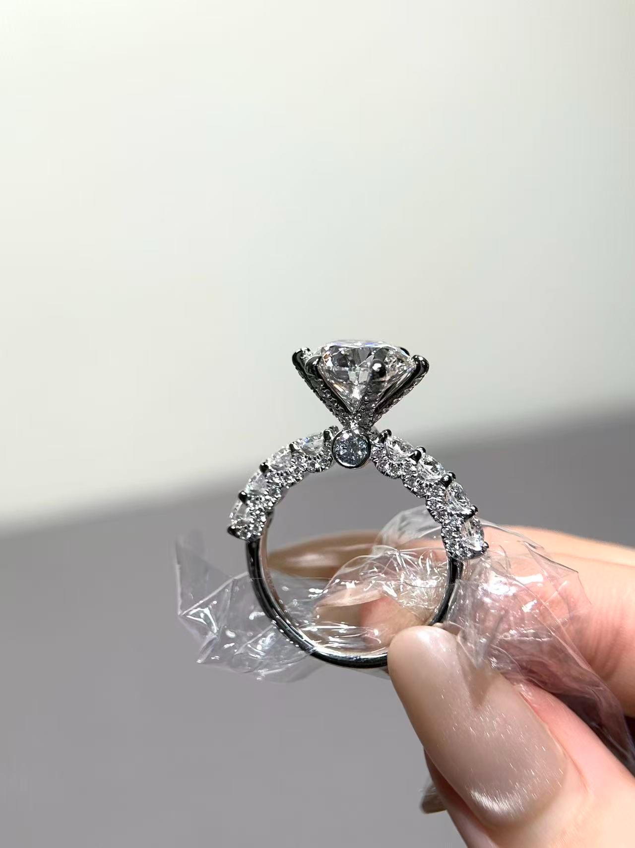 ENTAI-026-01 ENTAI-026 lab grown diamond jewellery image 1
