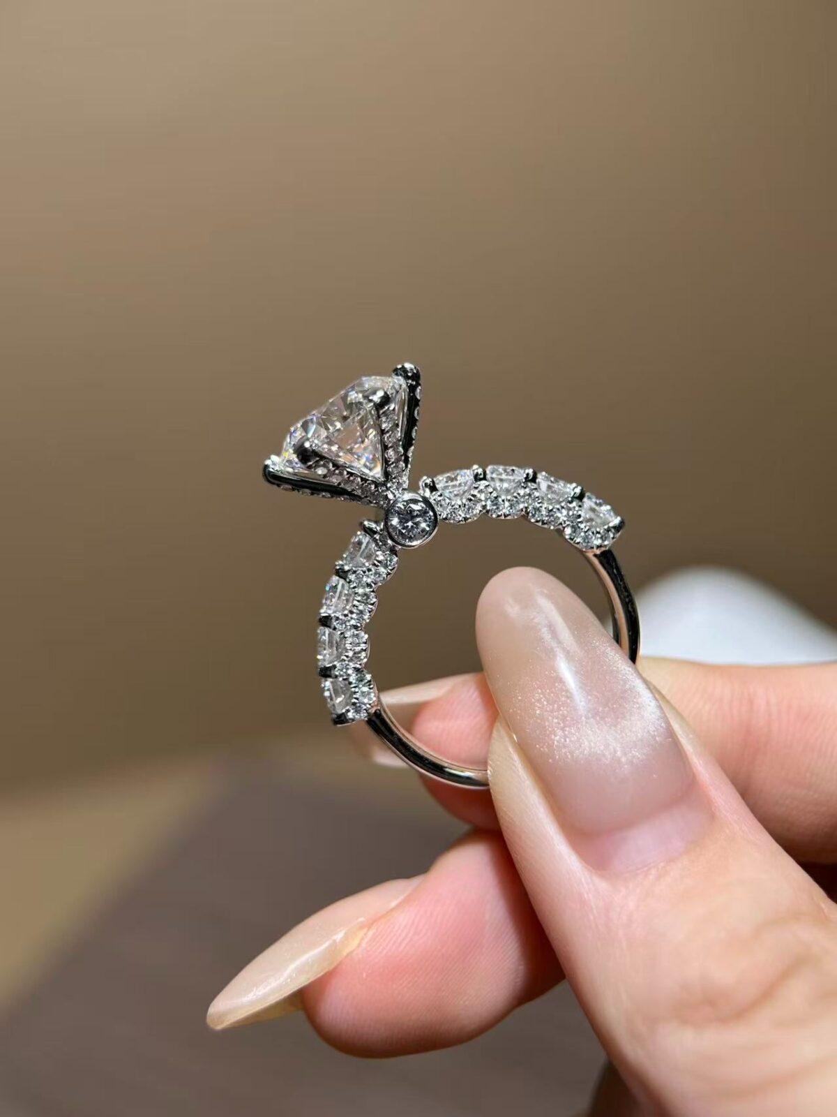 ENTAI-026 lab grown diamond jewellery image 2