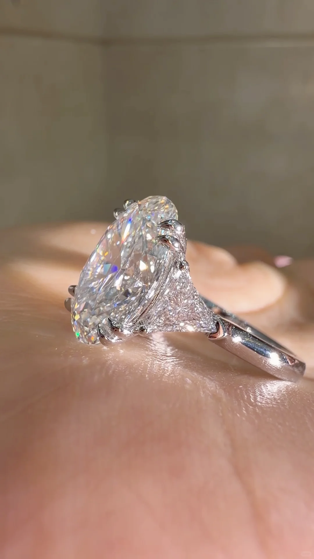 ENTAI-035 lab grown diamond jewellery image 2