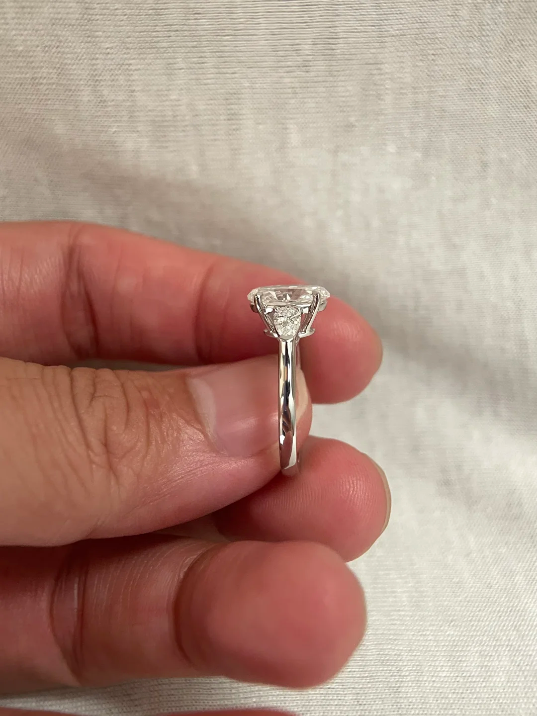 ENTAI-040 lab grown diamond jewellery image 2